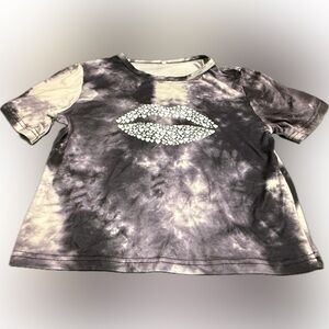 Tie-Dye Shirt with Lip Design